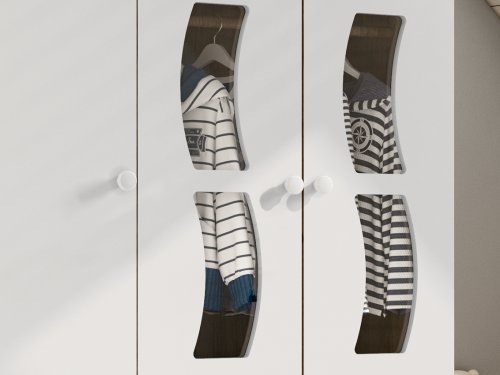 Portas centrais com vidros e usinadas